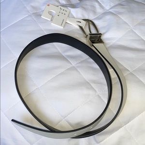 Reversible Black/White Belt